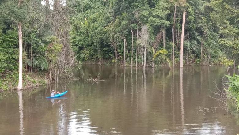 Mengenang Frankenstein Saat Mendayung Perahu di Danau Bang Abak